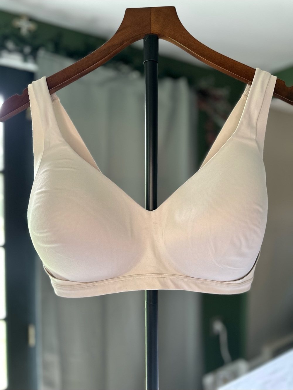 Warner’s Nude Beige Wireless Full Coverage Comfort Bra Molded Cups XL
